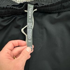 Vuori Joggers Size M